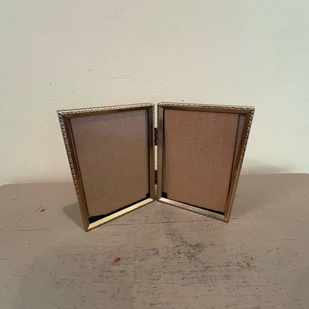 VTG Embossed Gold Toned Metal Bifold 3X5 Picture Frames